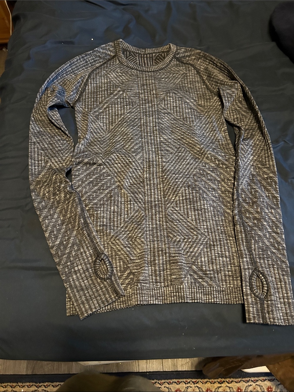 lululemon athletica Long-Sleeve Crew - Heathered Black/Gray